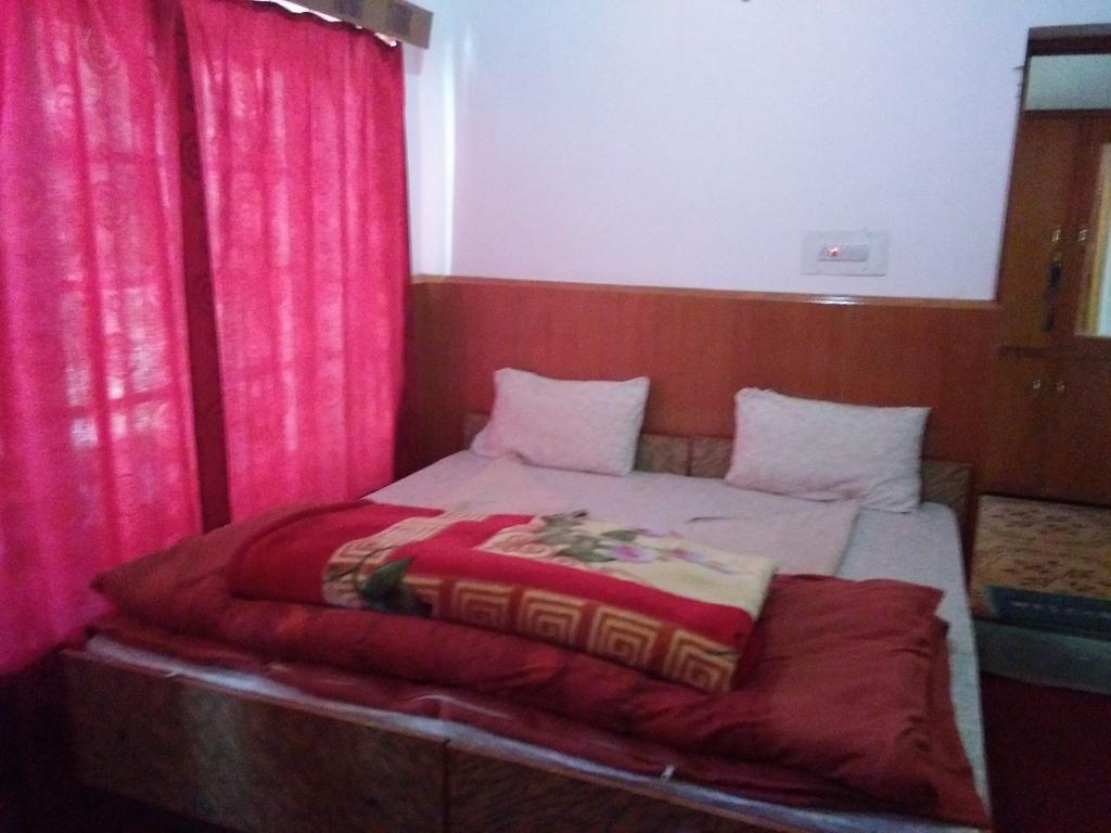 Galaxy Guest House Hundar Exterior foto
